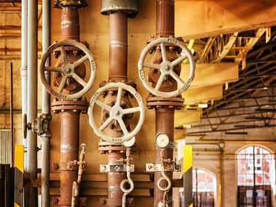 Applications of Flanges.jpg